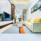 Siêu Phẩm , Siêu Hiếm. Bán Nhà Nguyễn Văn Cừ ,Ngõ Thông Bồ Đề , Hồng Tiến DT 36m2 , 5 tầng , Giá 4.8 tỷ